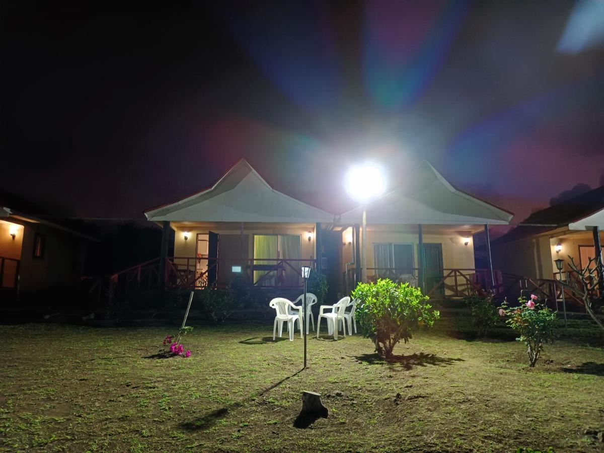 Cabanas Te Pito Kura Hanga Roa Buitenkant foto